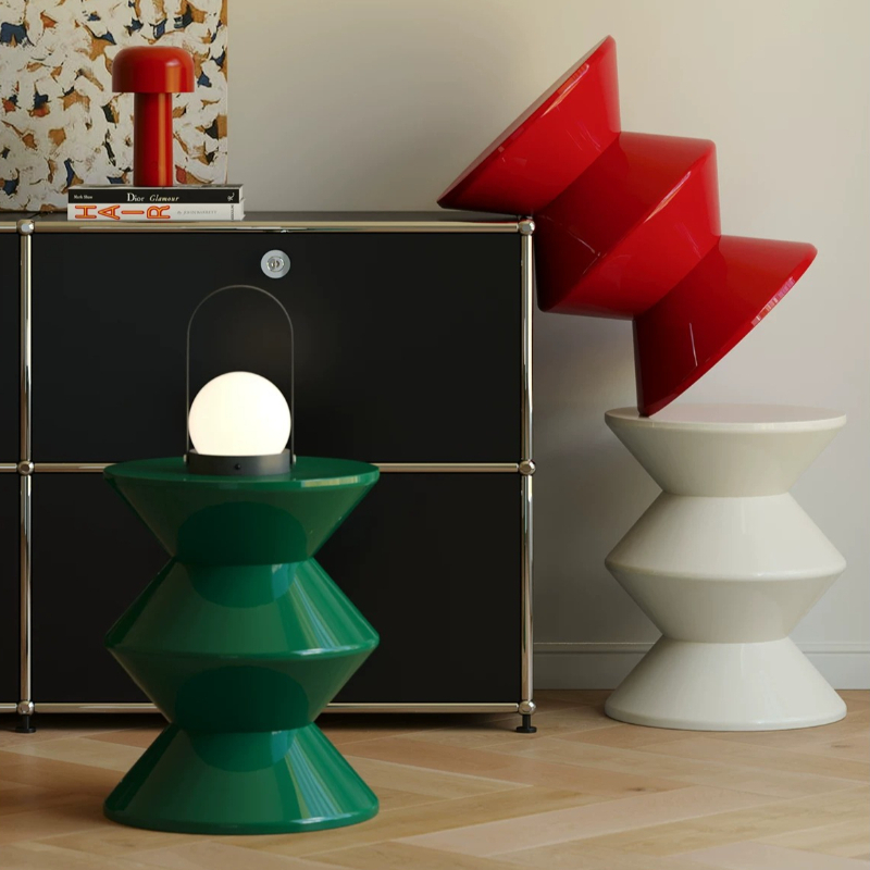 クリアデザインコーヒーテーブルラウンド小型フレキシブルユニー - Unique Table Accessories のレビューと価格