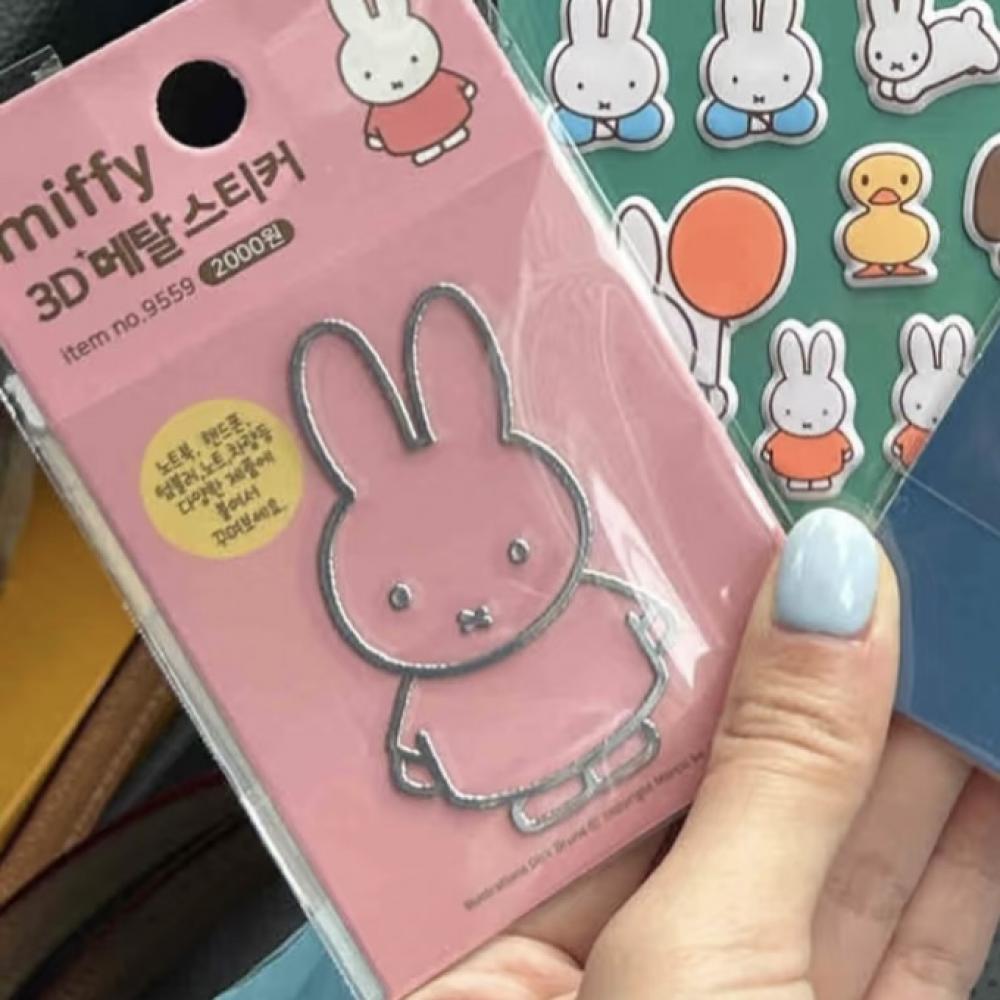 ミッフィーウサギメタルステッカー高級感学生タブレットiPad - Tablet Accessories For Students のレビューと価格