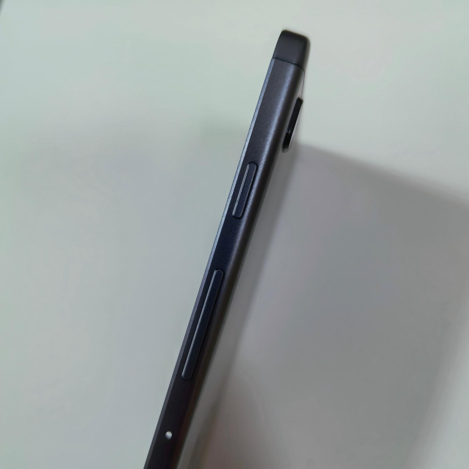 シェルバック サムスンギャラクシータブA7 T220 SM- - Boox Tablet Accessories のレビューと価格